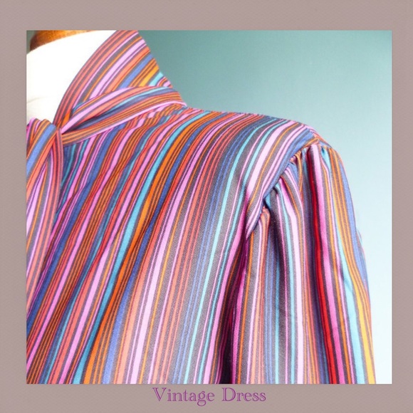 Vintage Dress - Picture 5 of 8